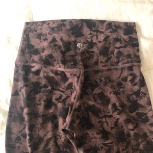 ***LULULEMON ALIGN 25”